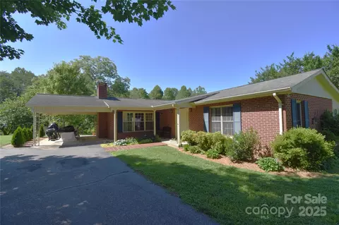 141 Azalea Dr, Connelly Springs, NC 28612
