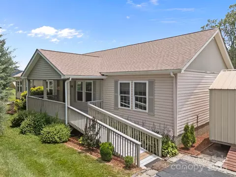 382 Onteora Blvd, Asheville, NC 28803