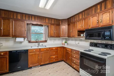 5635 Highway 55 E Hwy E, Clover, SC 29710 photo 17