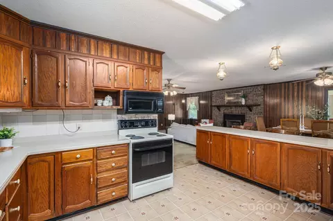 5635 Highway 55 E Hwy E, Clover, SC 29710 photo 15