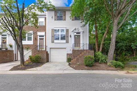 9639 Green Gable Ct, Charlotte, NC 28270