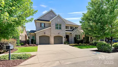 18116 John Robbins Ln, Cornelius, NC 28031