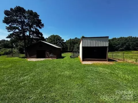 Exterior - 3375 Shepherd Rd, Maiden, NC 28650 photo 3 of 5