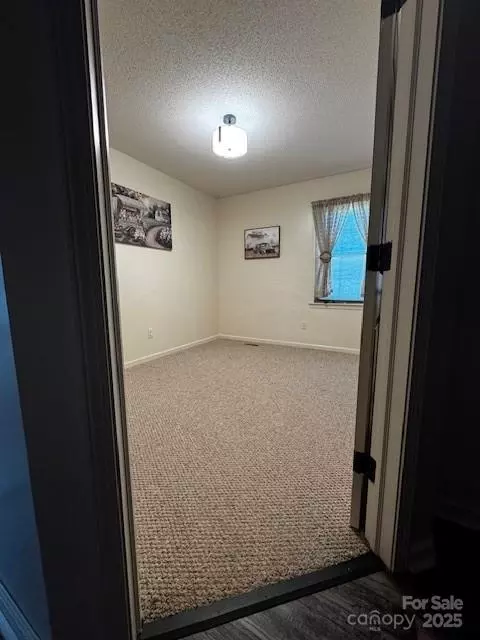 Bedroom - 3375 Shepherd Rd, Maiden, NC 28650 photo 2 of 2
