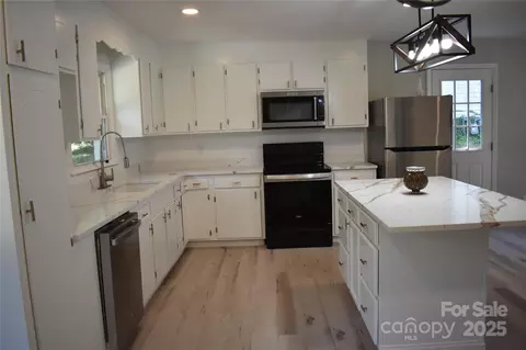 1038 Holmes Ave, Salisbury, NC 28144 photo 6