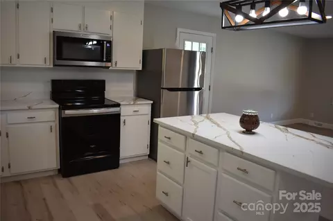 1038 Holmes Ave, Salisbury, NC 28144 photo 9