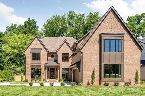 412 Jefferson Dr, Charlotte, NC 28270