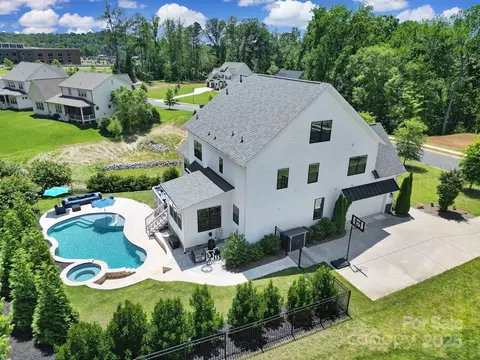 2148 Nims Village Dr, Fort Mill, SC 29715