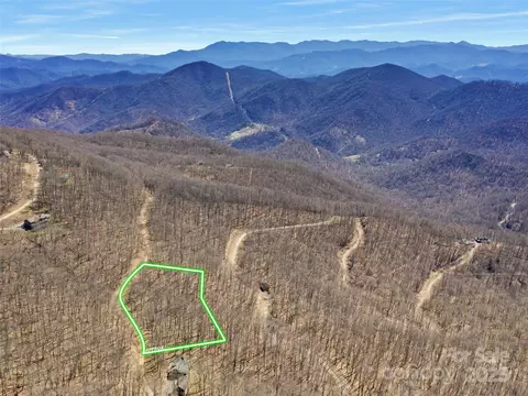 00 Tearshirt 308309 Ln #308/309, Mars Hill, NC 28754