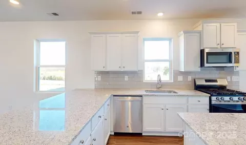 1821 Augustine St, Monroe, NC 28112 photo 6