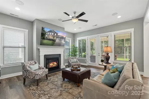 2052 Masons Bend Dr, Fort Mill, SC 29708 photo 9
