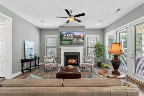 2052 Masons Bend Dr, Fort Mill, SC 29708 photo 10