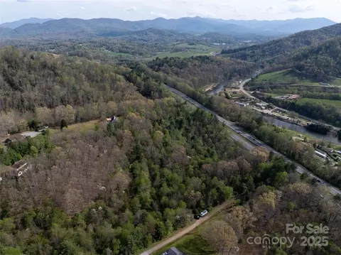 Sunnybrook Trail, Clyde, NC 28721 photo 9