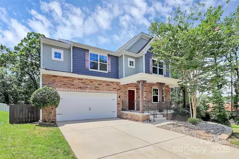 10304 Ebbets Rd, Charlotte, NC 28273