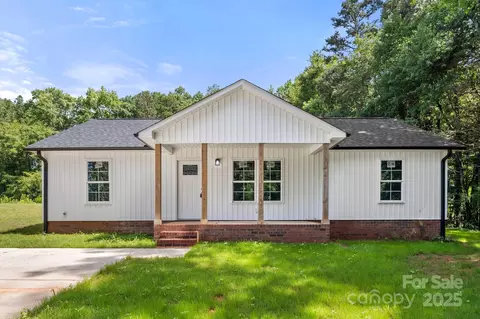 1234 Goodnight Ln, Kannapolis, NC 28081