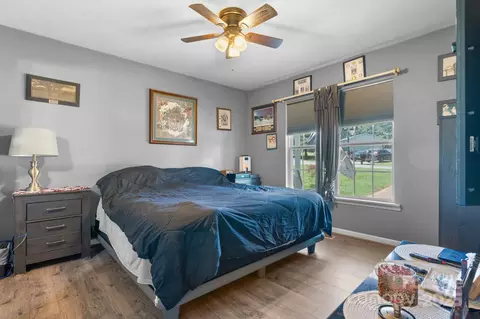 Bedroom - 431 Forest Dr, Maiden, NC 28650 photo 3 of 3