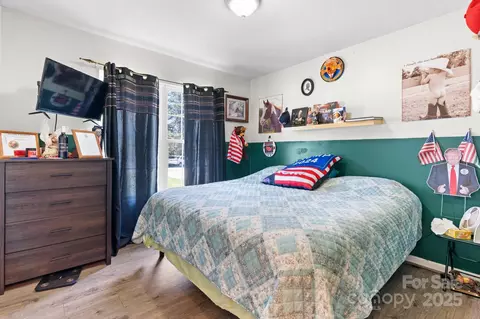 Bedroom - 431 Forest Dr, Maiden, NC 28650 photo 1 of 3