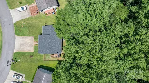 View/Area - 431 Forest Dr, Maiden, NC 28650 photo 4 of 8