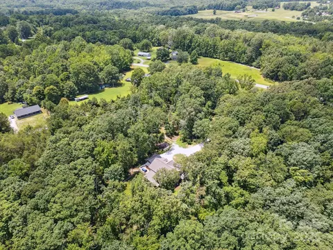 820 King Rd, Clover, SC 29710 photo 47