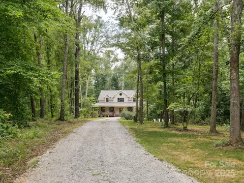 820 King Rd, Clover, SC 29710 photo 48