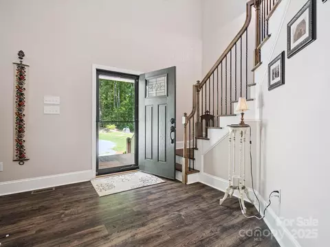820 King Rd, Clover, SC 29710 photo 4