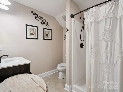 820 King Rd, Clover, SC 29710 photo 25