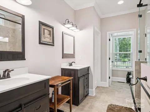 820 King Rd, Clover, SC 29710 photo 18