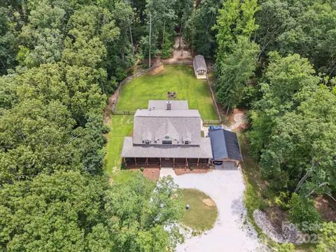 820 King Rd, Clover, SC 29710 photo 42