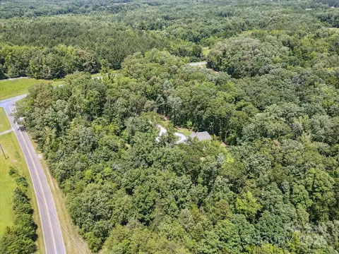 820 King Rd, Clover, SC 29710 photo 46