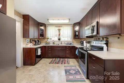Kitchen - 206 Mitchell Ave, Salisbury, NC 28144 photo 1 of 3