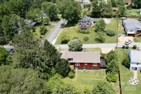14 Monroe St, Brevard, NC 28712 photo 7