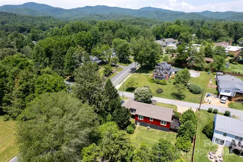 14 Monroe St, Brevard, NC 28712 photo 9