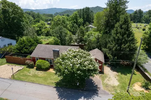 14 Monroe St, Brevard, NC 28712 photo 6