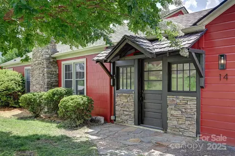 14 Monroe St, Brevard, NC 28712