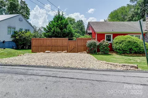 14 Monroe St, Brevard, NC 28712 photo 12
