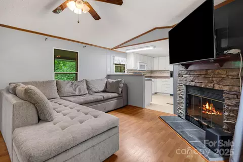 Living - 6 Kims Ct, Clyde, NC 28721 photo 1 of 2