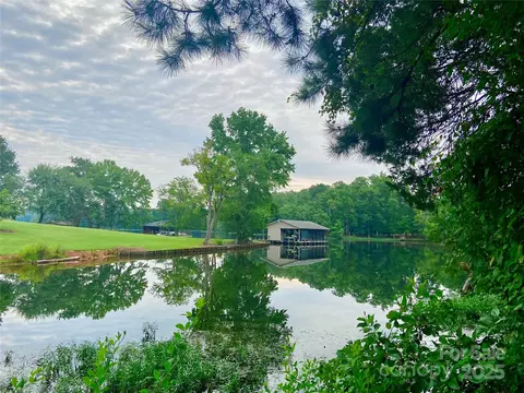 15186 Cove Point 2 Ln #2, Norwood, NC 28128