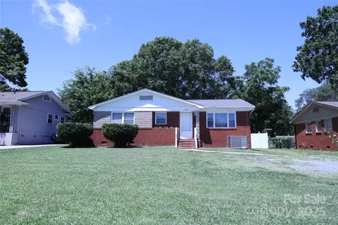 1926 Eastway Dr, Charlotte, NC 28205