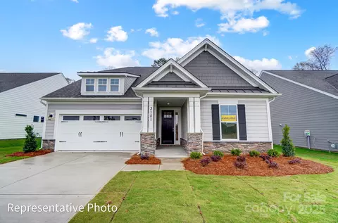 1425 Ardmore Dr, Sherrills Ford, NC 28673