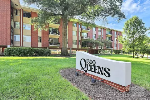 1300 Queens 405 Rd #405, Charlotte, NC 28207