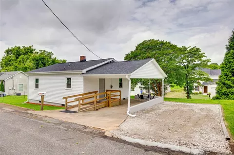 814 Grace St, Kings Mountain, NC 28086