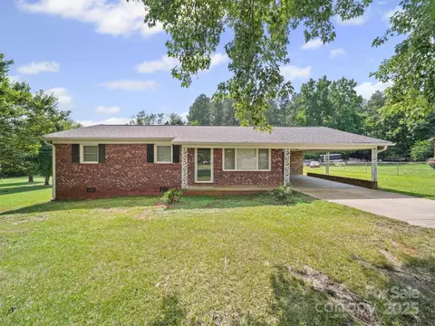 197 Horseshoe Loop, Statesville, NC 28625