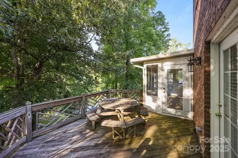 Exterior - 322 Oakview Dr, Salisbury, NC 28146 photo 7 of 7