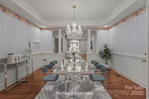 Dining - 322 Oakview Dr, Salisbury, NC 28146 photo 2 of 2