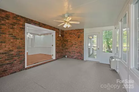 Exterior - 322 Oakview Dr, Salisbury, NC 28146 photo 5 of 7