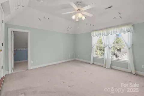 Bedroom - 322 Oakview Dr, Salisbury, NC 28146 photo 5 of 10