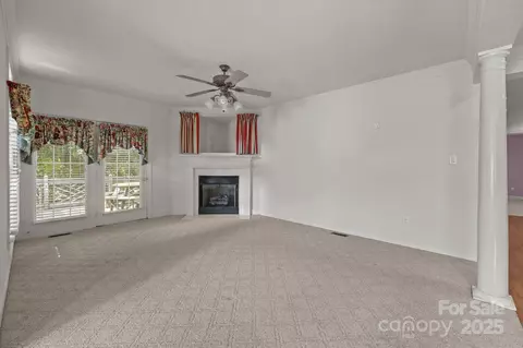 Living - 322 Oakview Dr, Salisbury, NC 28146 photo 4 of 4
