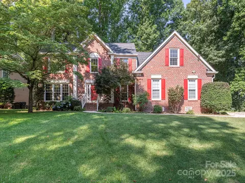 13037 Angel Oak Dr, Huntersville, NC 28078