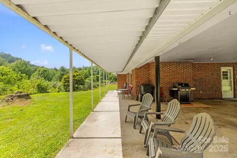 100 Nimitz Dr, Brevard, NC 28712 photo 17