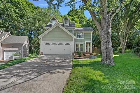 807 Water Wheel Ct, Charlotte, NC 28209
